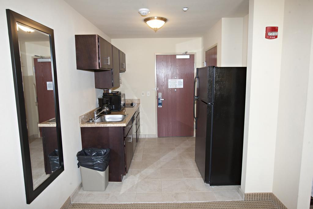 Cobblestone Inn & Suites - Langdon Exterior foto
